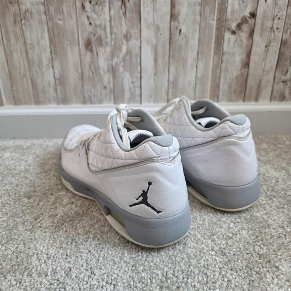Men's Jordan Sneakers Size 11.5 White and Gray - Picture 1 of 7